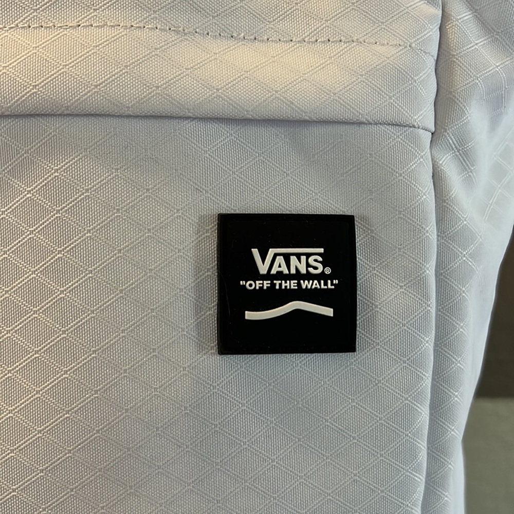 Vans Construct bag. White and black. Can hold a skateboard through the back. NWT - Picture 2 of 16